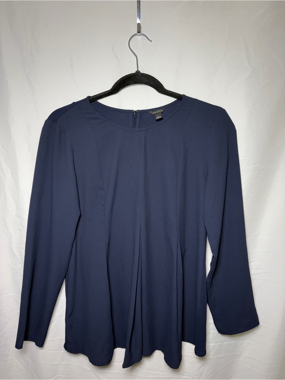 Ann Taylor Navy Knit Pleated Blouse Size S